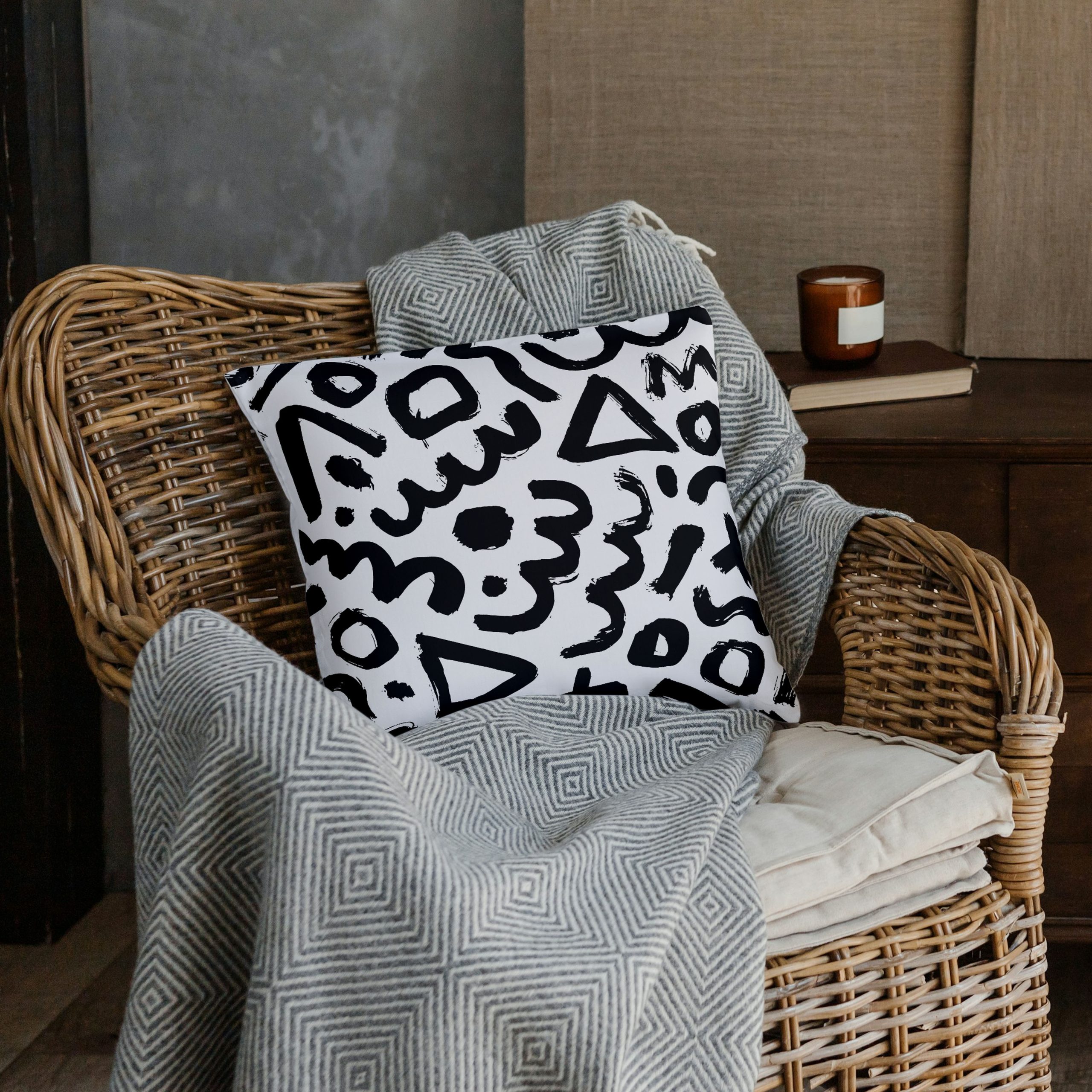 Geometric Circles Decorative Cushion